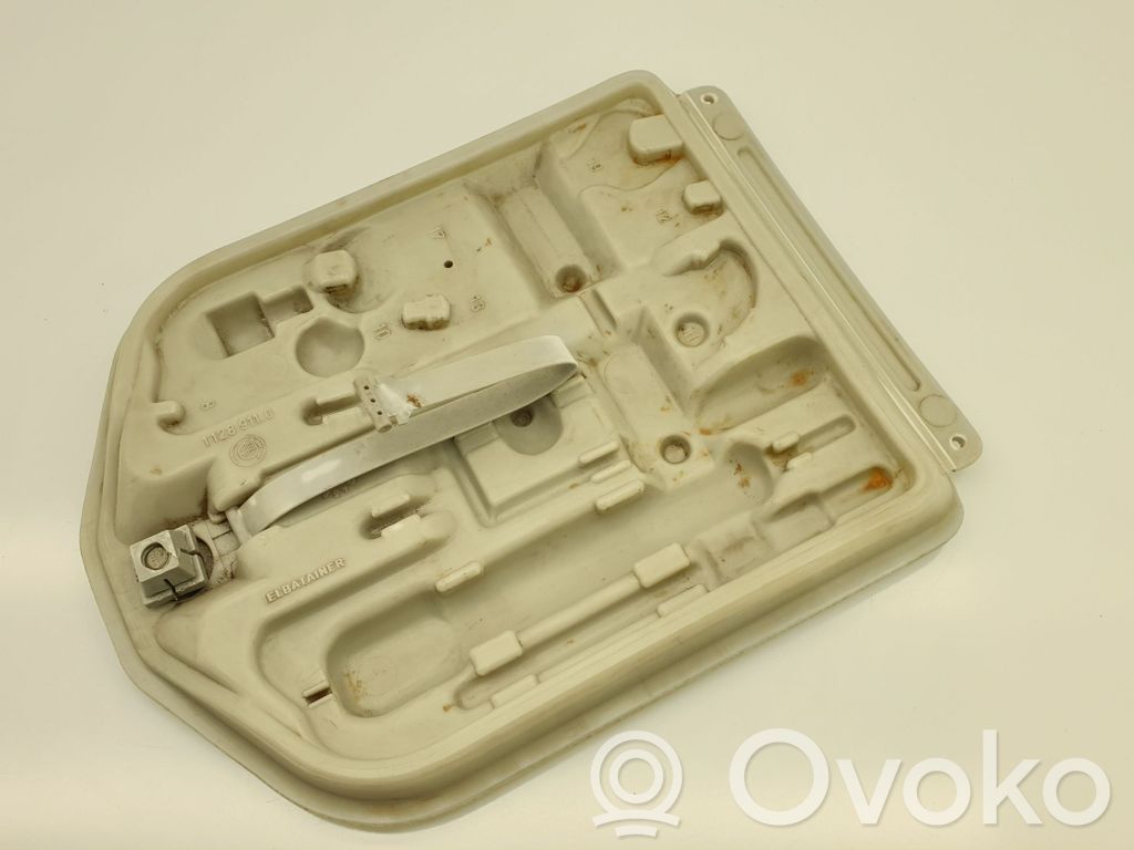 BMW 3 E30 Tool box 