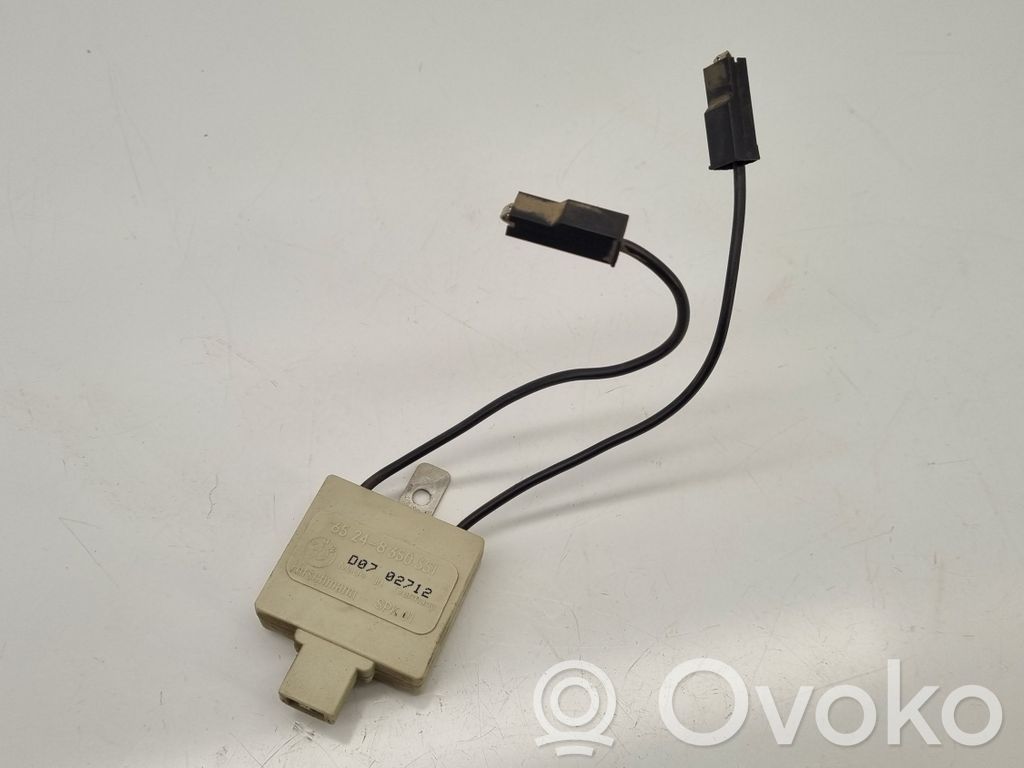 BMW 5 E34 Antenos stiprintuvas 