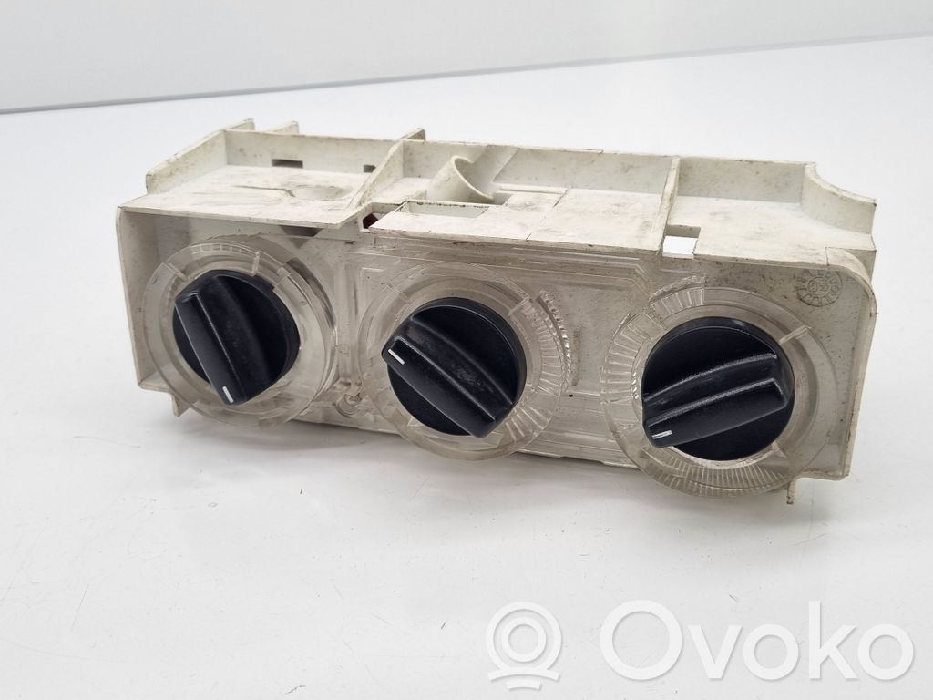 BMW 3 E36 Climate control unit 