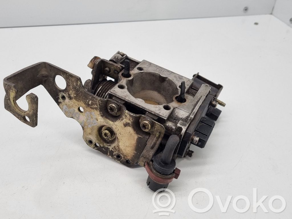 Audi 80 90 B3 Droselinė sklendė 