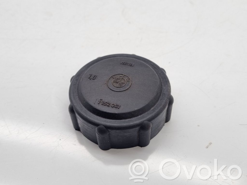 BMW 5 E28 Coolant expansion tank/reservoir cap 