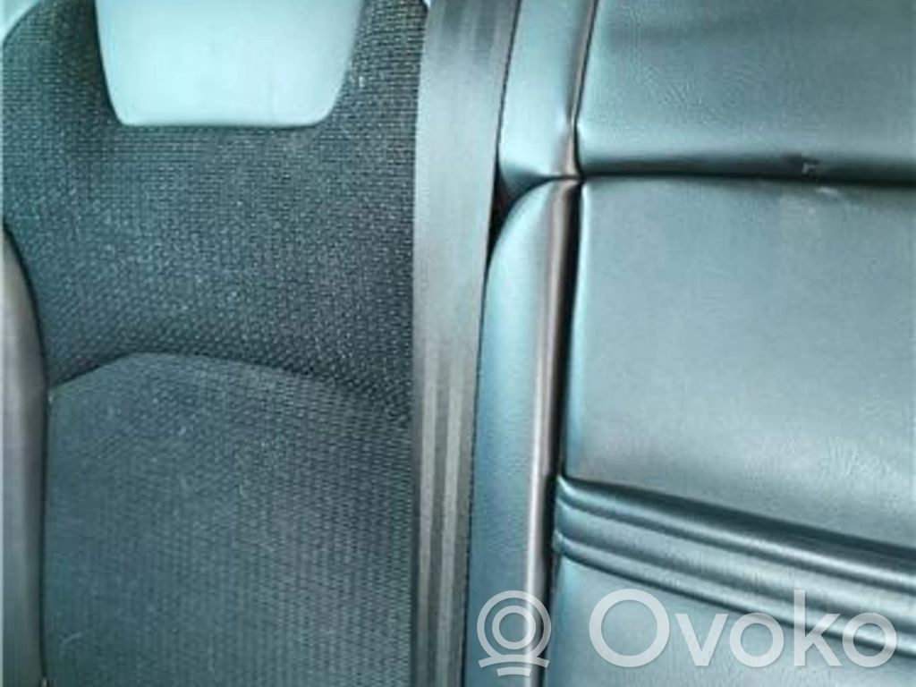 Rear seatbelt