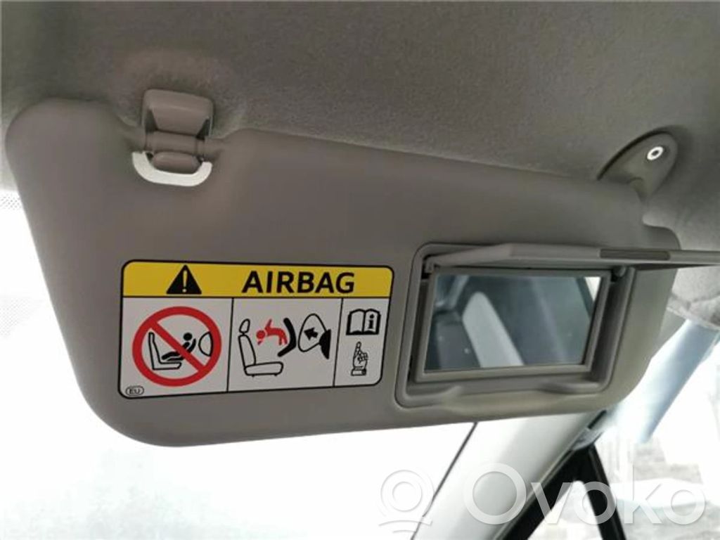 Sun visor
