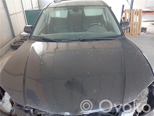 Mazda 3 I Konepelti 