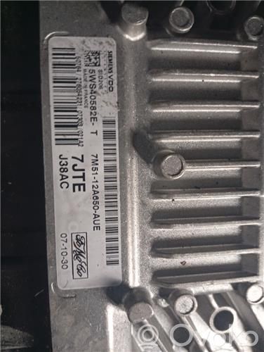 Unidad de control/módulo ECU del motor   7M5112A650AUE
