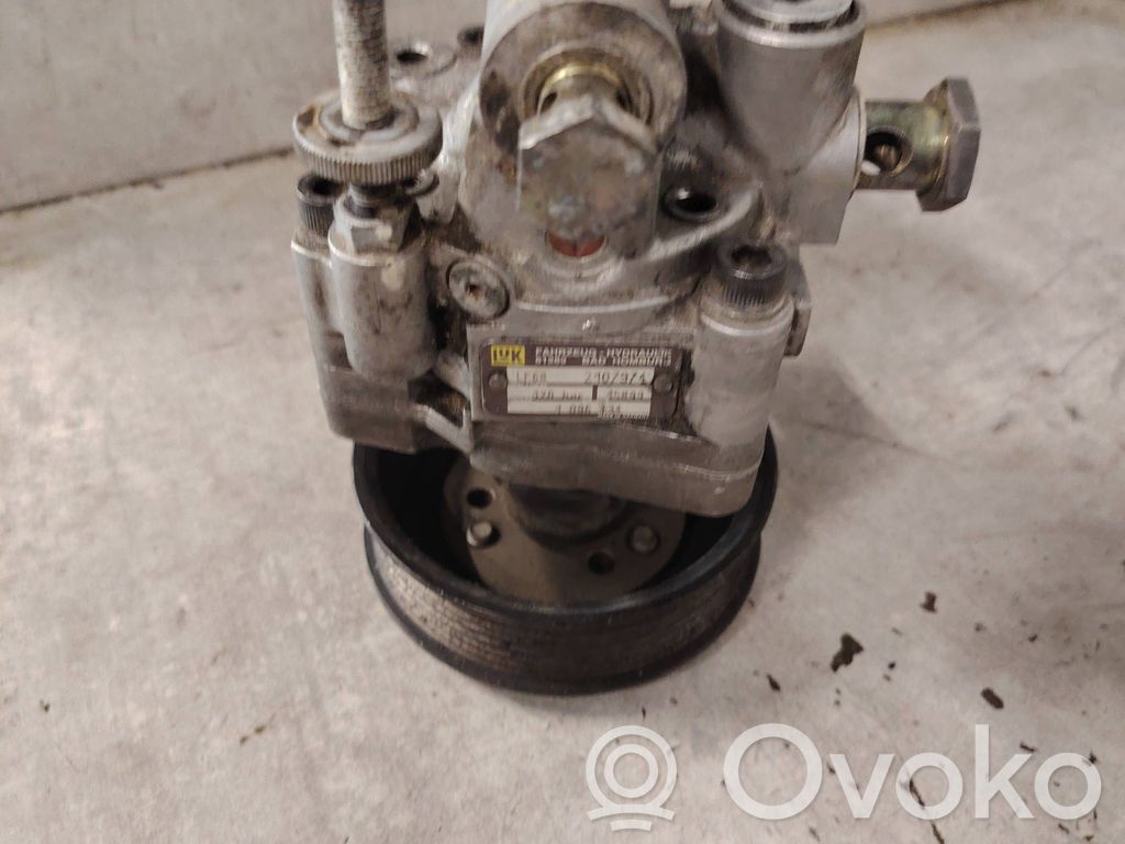 BMW X5 E53 Power steering pump 