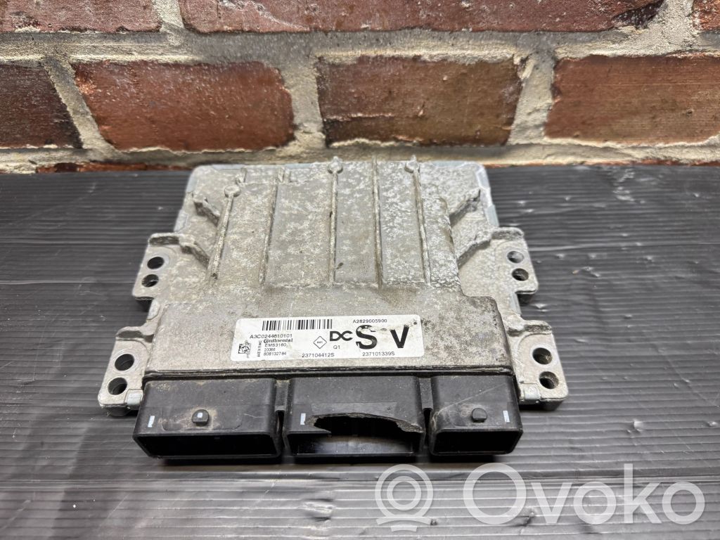 Renault Kadjar Engine control unit/module 