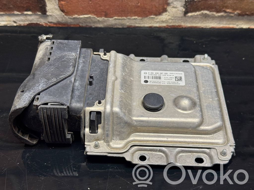 Ford Focus Engine control unit/module 