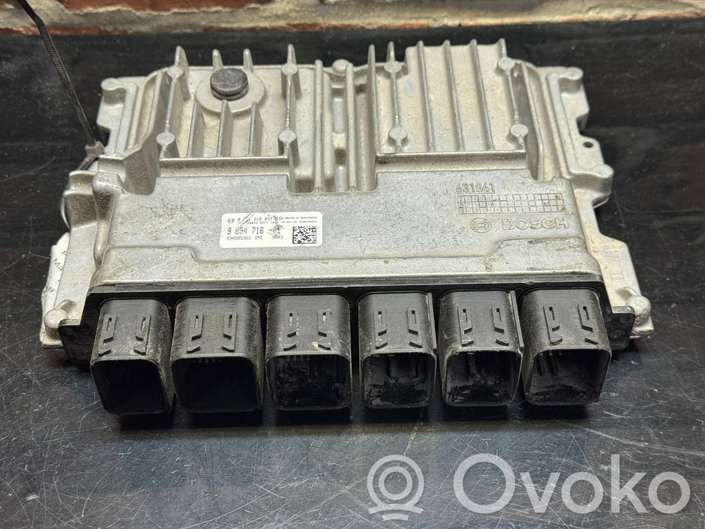 BMW 3 G20 G21 Engine control unit/module 