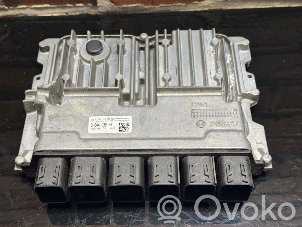 BMW 3 G20 G21 Engine control unit/module 