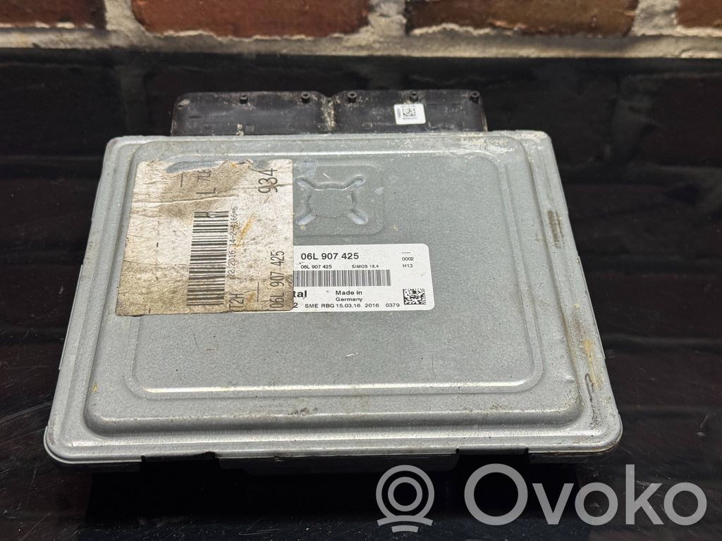 Audi A4 S4 B9 8W Engine control unit/module 