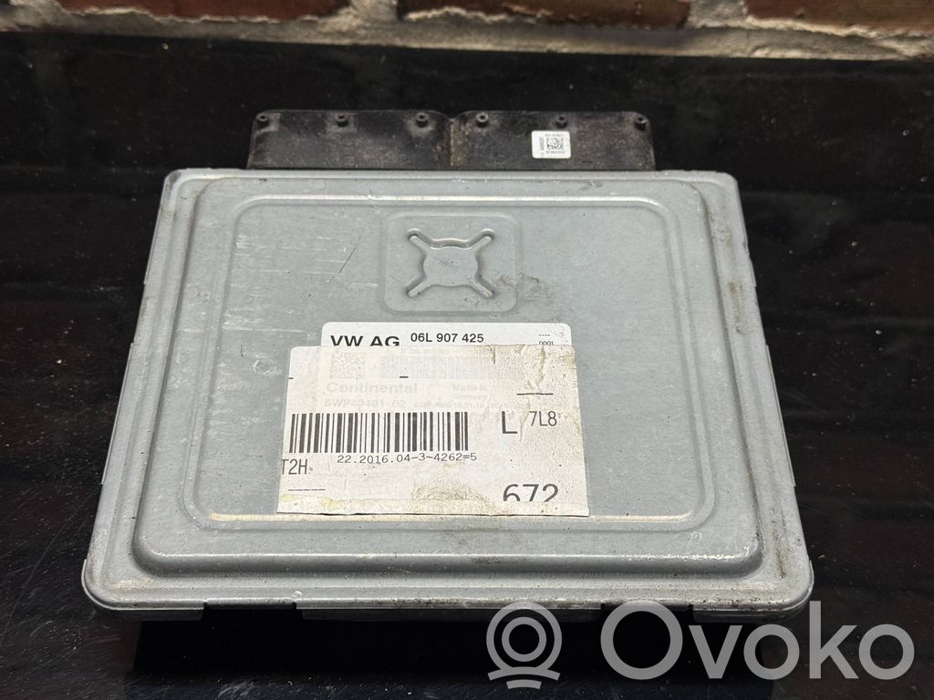 Audi A4 S4 B9 8W Engine control unit/module 