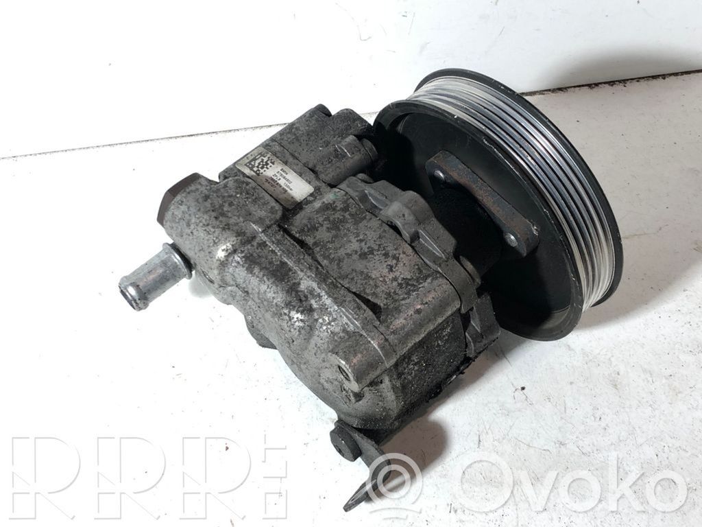 BMW 5 E60 E61 Power steering pump 