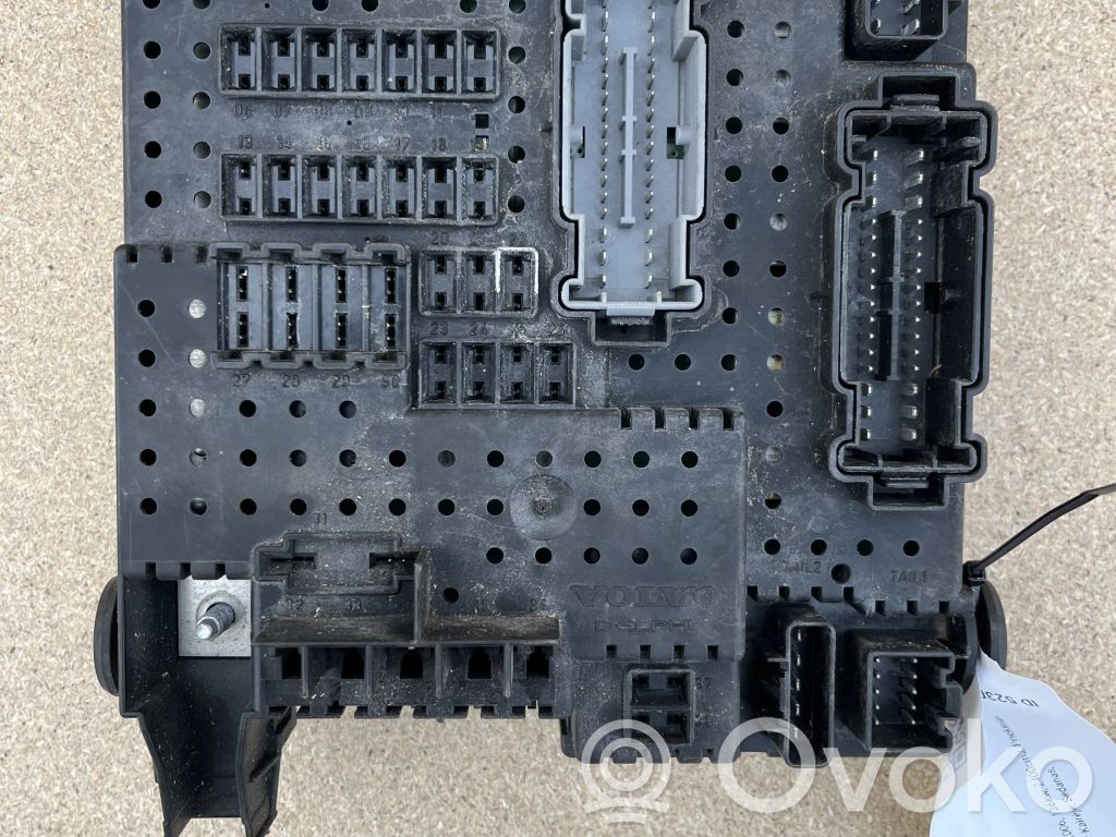 Volvo S60 Fuse module 