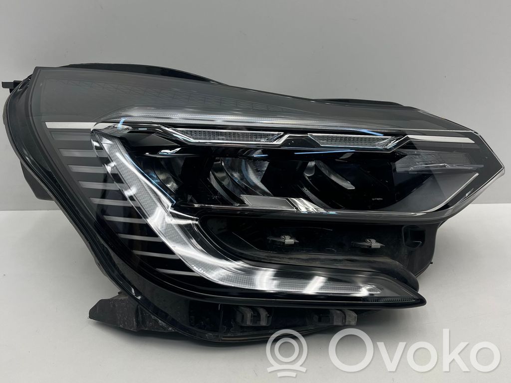 Renault Captur Scheinwerfer 