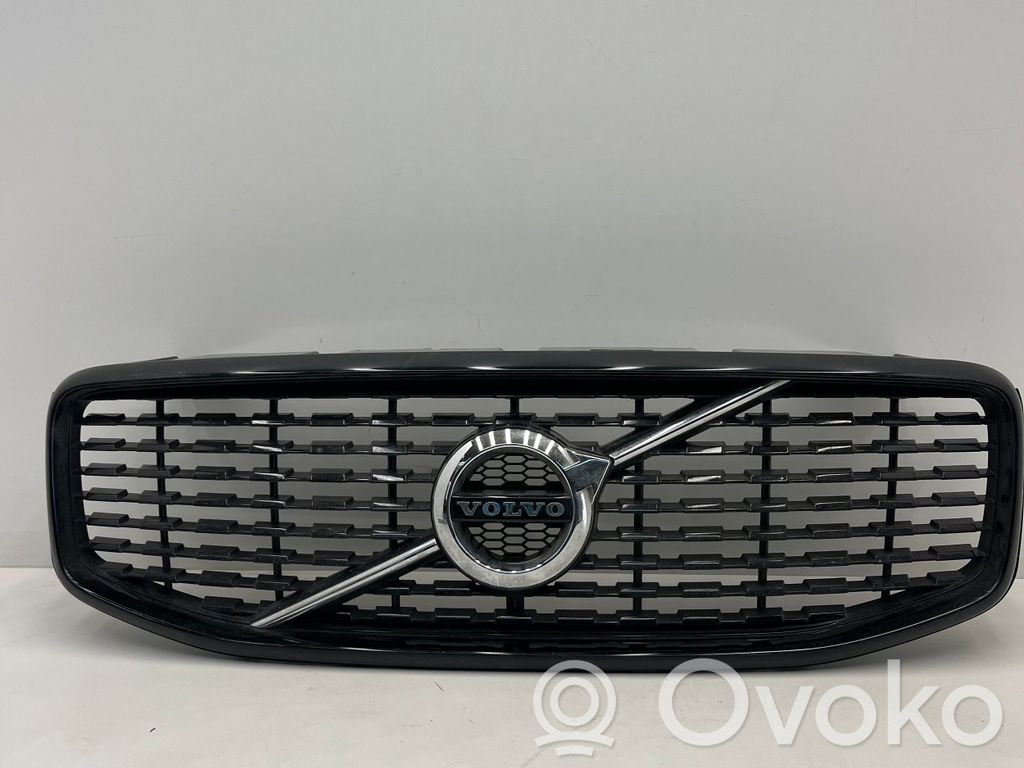 Volvo XC60 Maskownica / Grill / Atrapa górna chłodnicy 