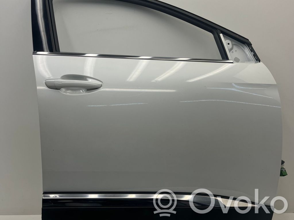 Peugeot 5008 Drzwi przednie 