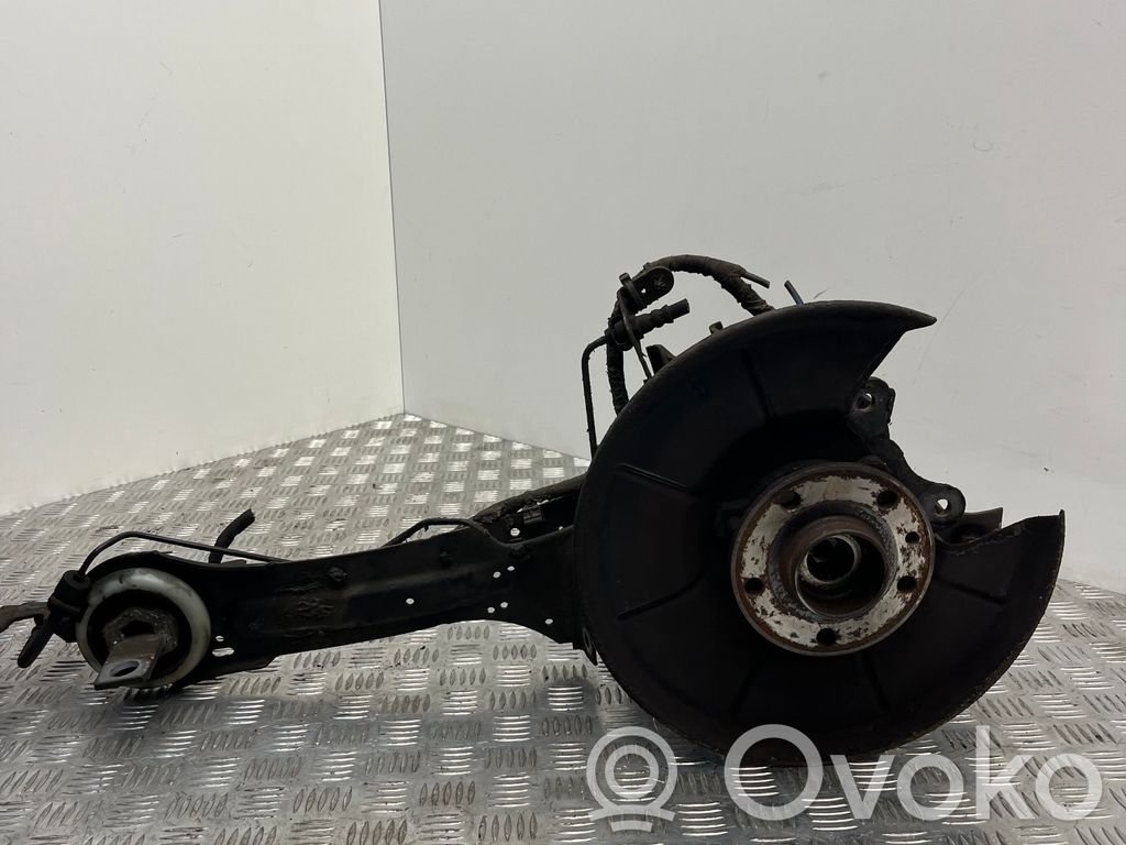 Volvo V60 Cubo de rueda trasera 