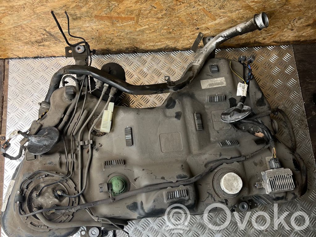 Volvo V60 Kraftstofftank 