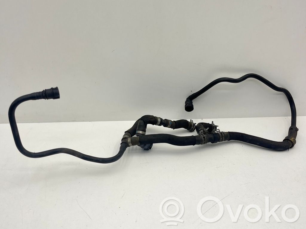 Volvo V60 Engine coolant pipe/hose 