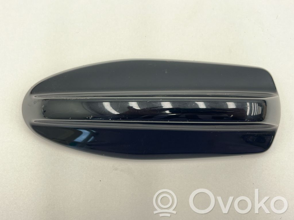 Volvo XC40 Osłona anteny dachowej GPS 