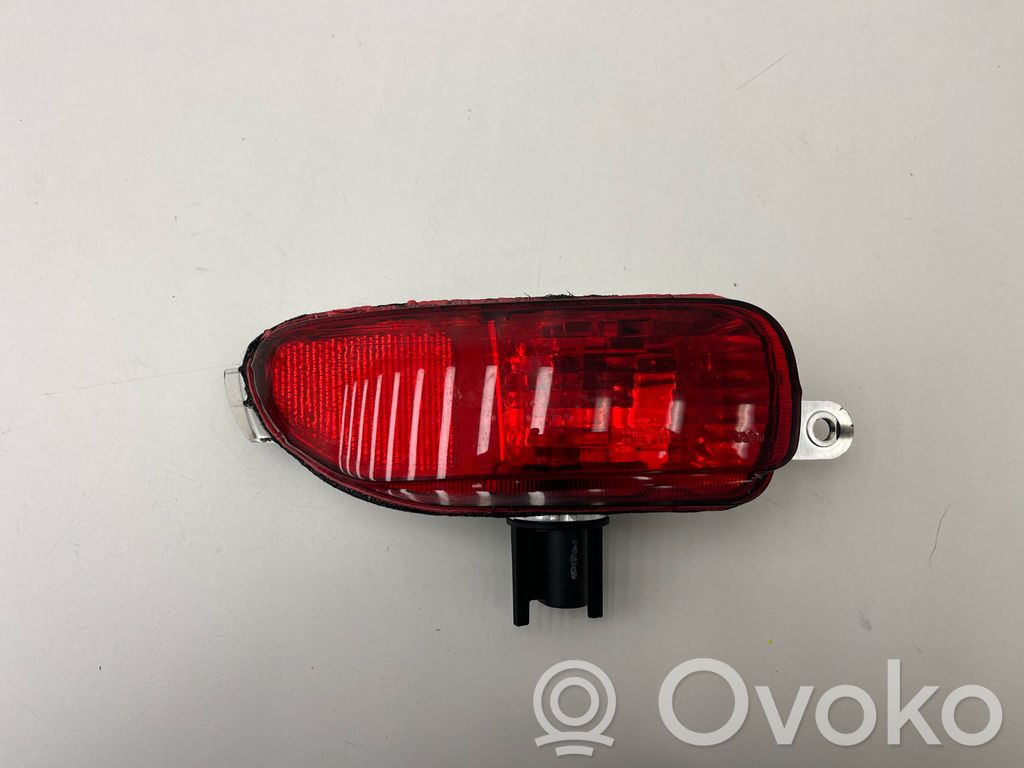 Opel Corsa C Miglas lukturis aizmugurē 