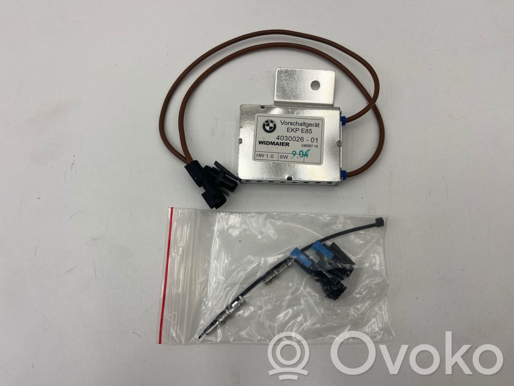 BMW Z4 E85 E86 Antenos stiprintuvas 