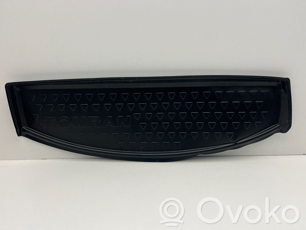 Gumowa mata bagażnika   5T0061161A