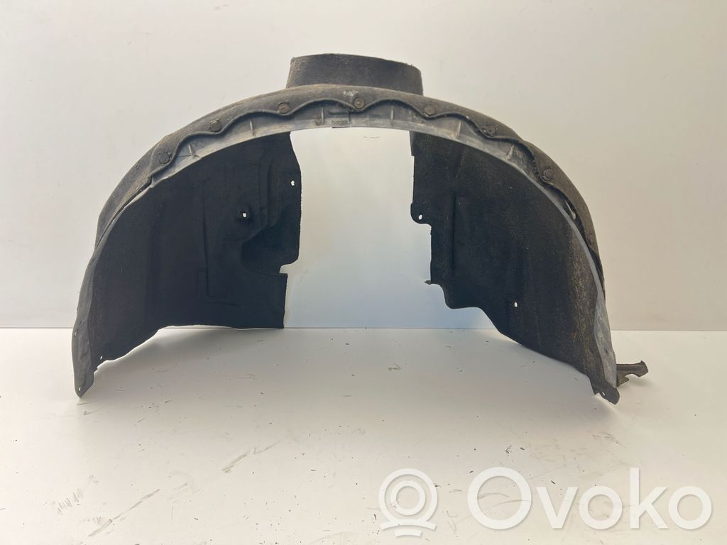 Volvo V60 Apakšspārns 