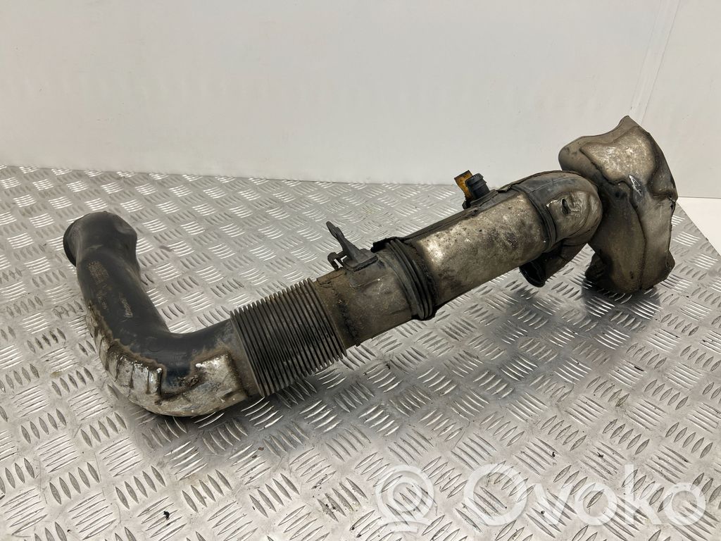 Volvo V50 Välijäähdyttimen letku 