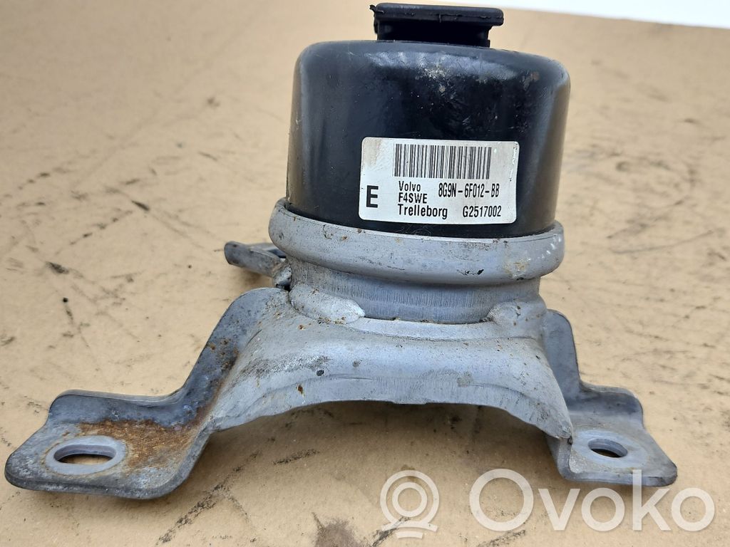 Volvo V60 Engine mount bracket 