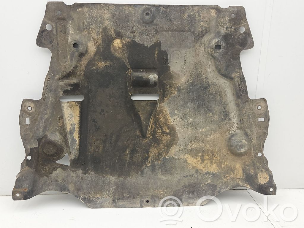 Volvo V60 Engine splash shield/under tray 
