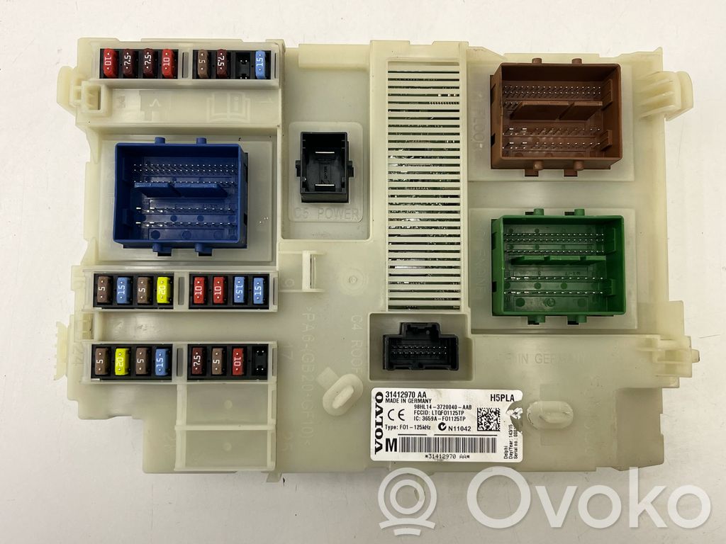 Volvo V60 Fuse module 