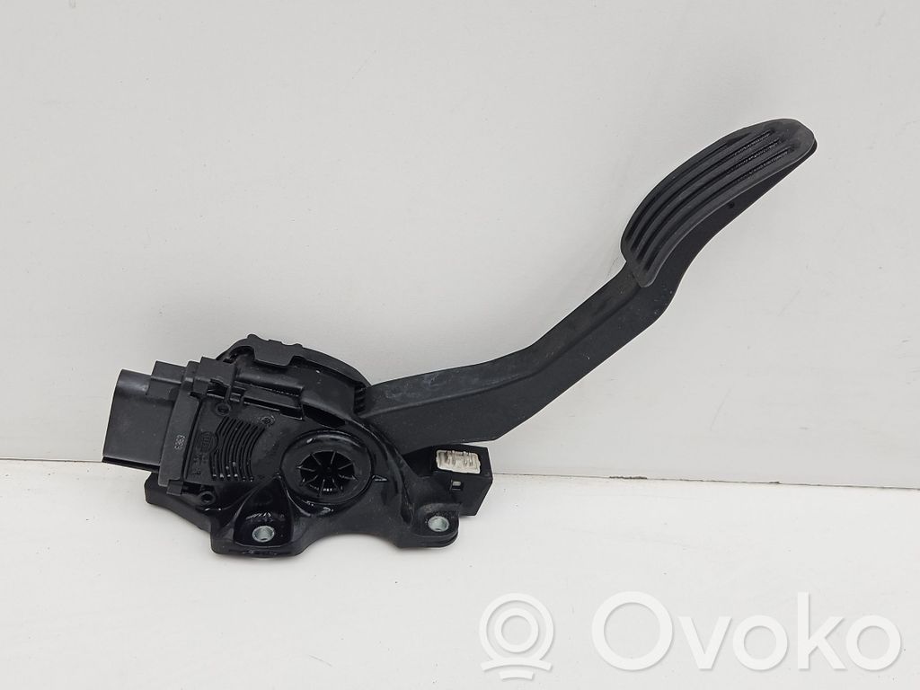 Volvo V60 Pedał gazu / przyspieszenia 