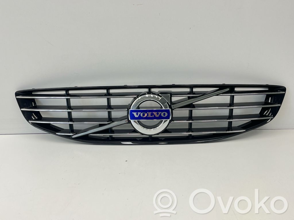 Volvo V60 Etusäleikkö 