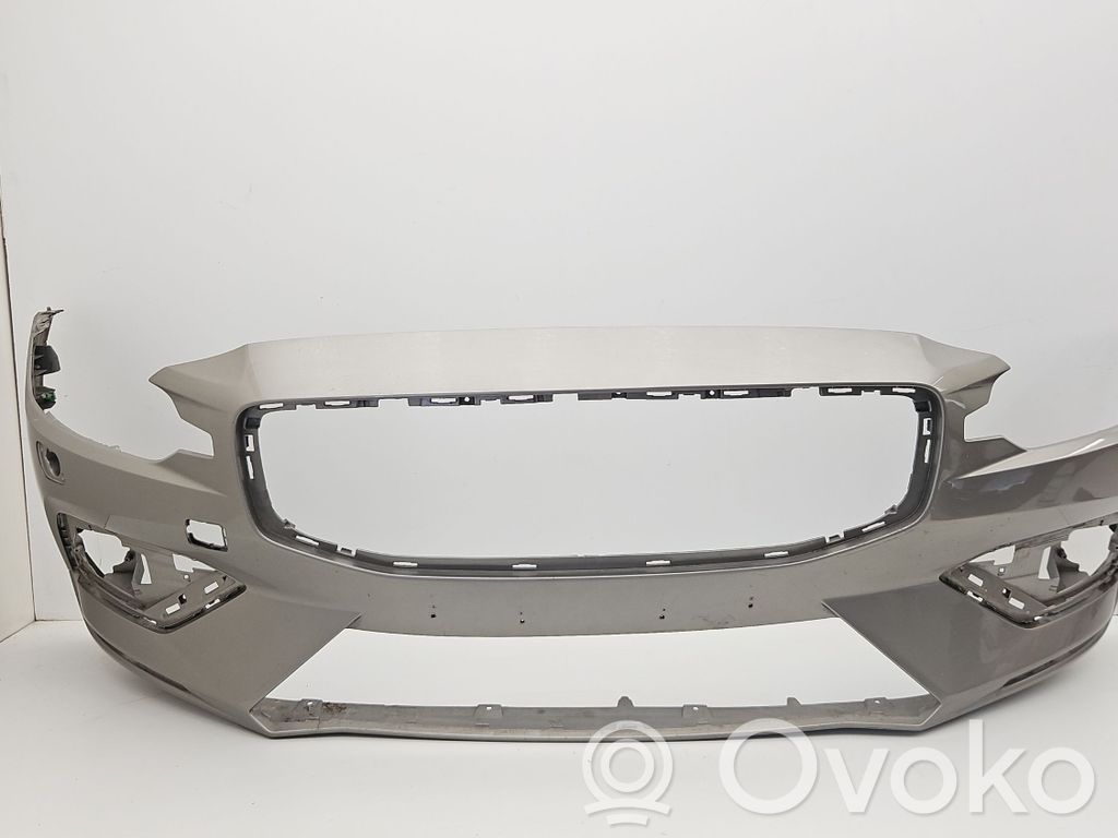 Volvo V60 Priekinis bamperis 