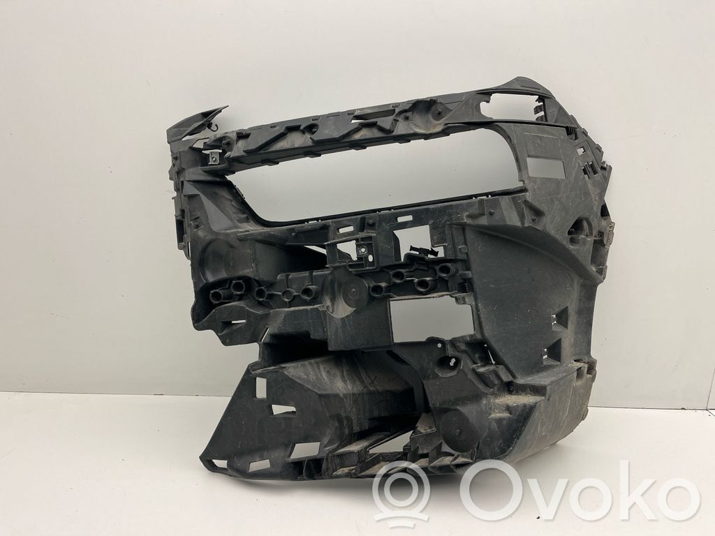 BMW 7 G70 Front bumper mounting bracket 