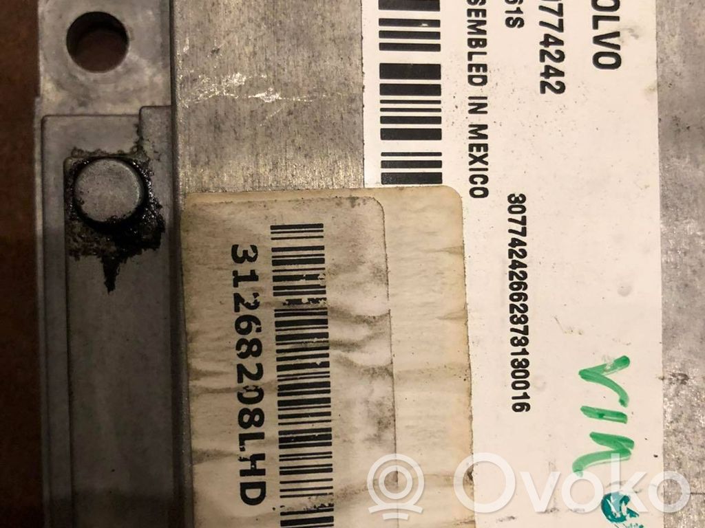 Volvo V70 Engine control unit/module 