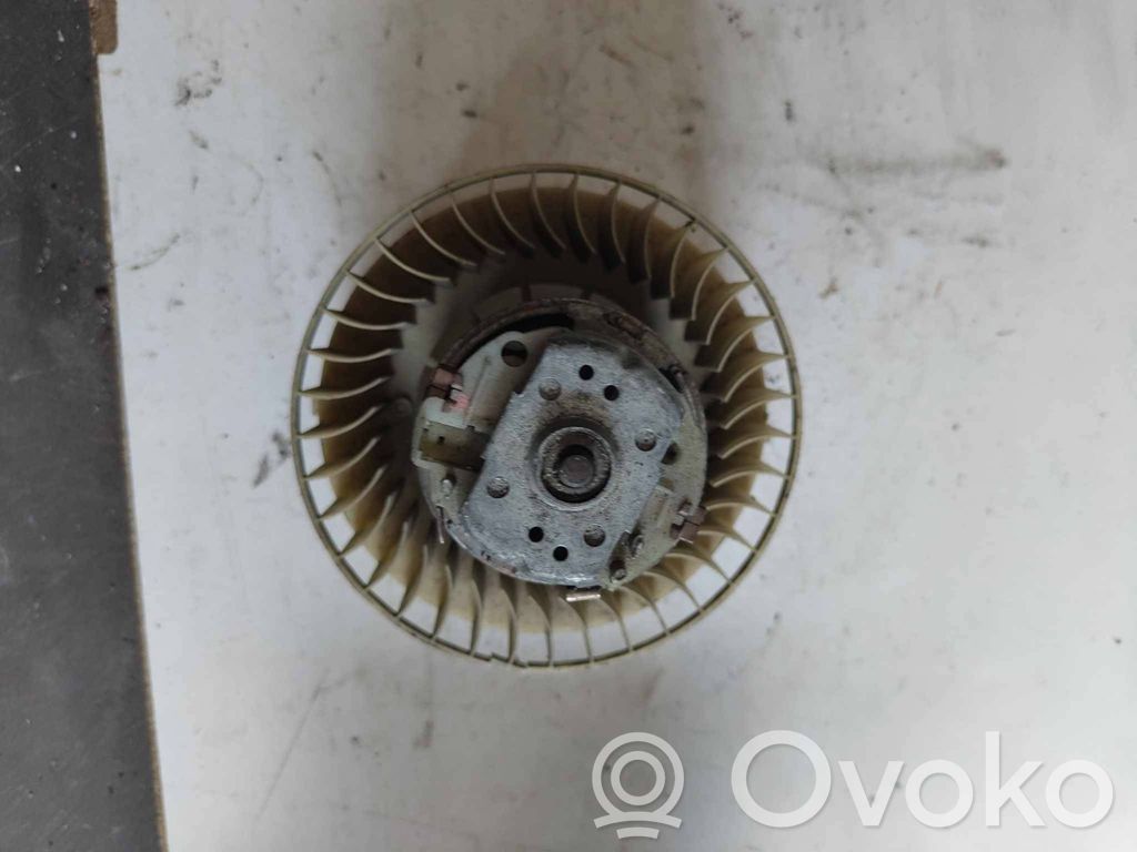 BMW 3 E36 Mazā radiatora ventilators 