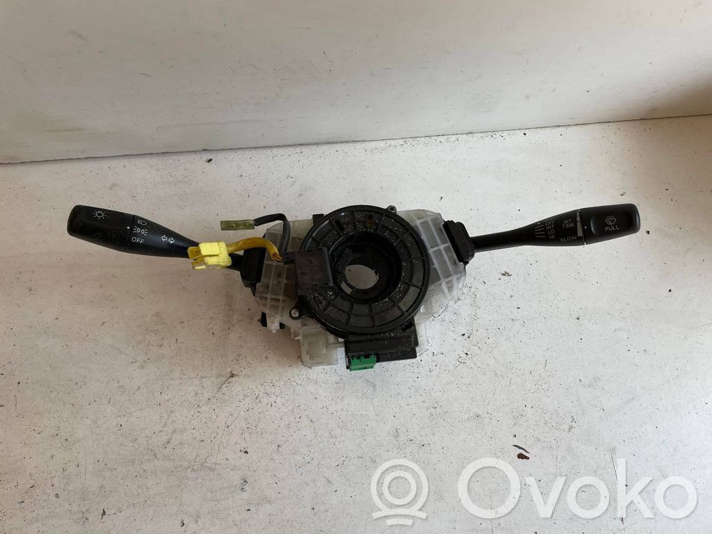 Mitsubishi Lancer Wiper turn signal indicator stalk/switch 