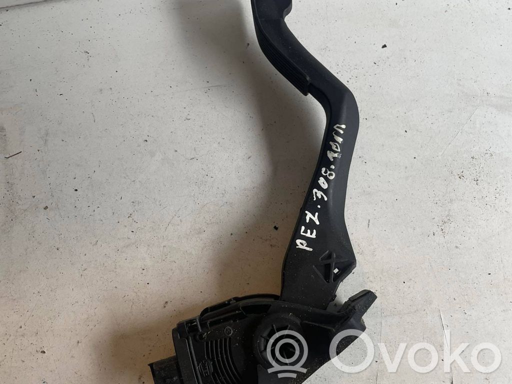 Peugeot 207 Accelerator throttle pedal 