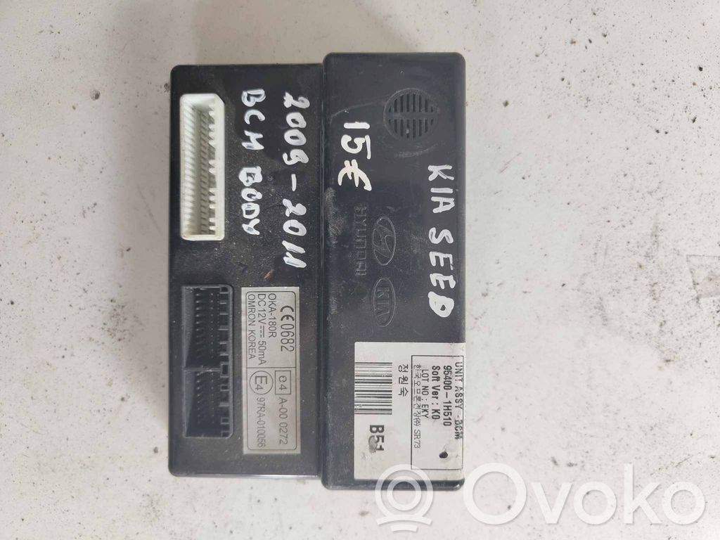 KIA Ceed Central console control unit 