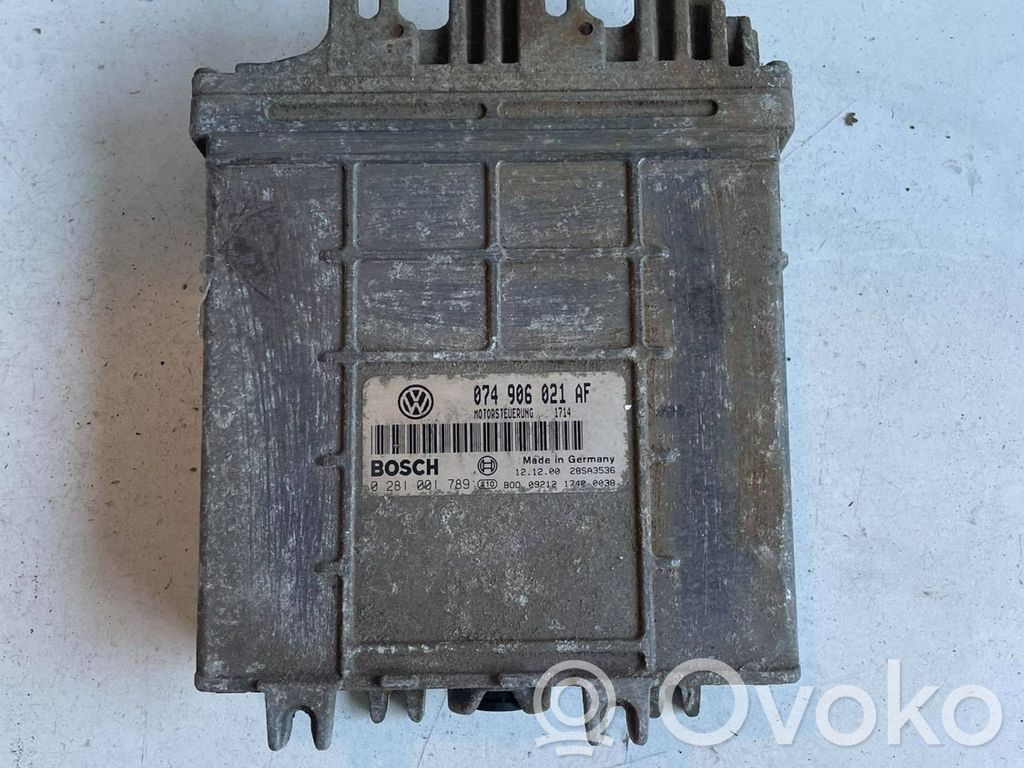 Volkswagen II LT Engine control unit/module 