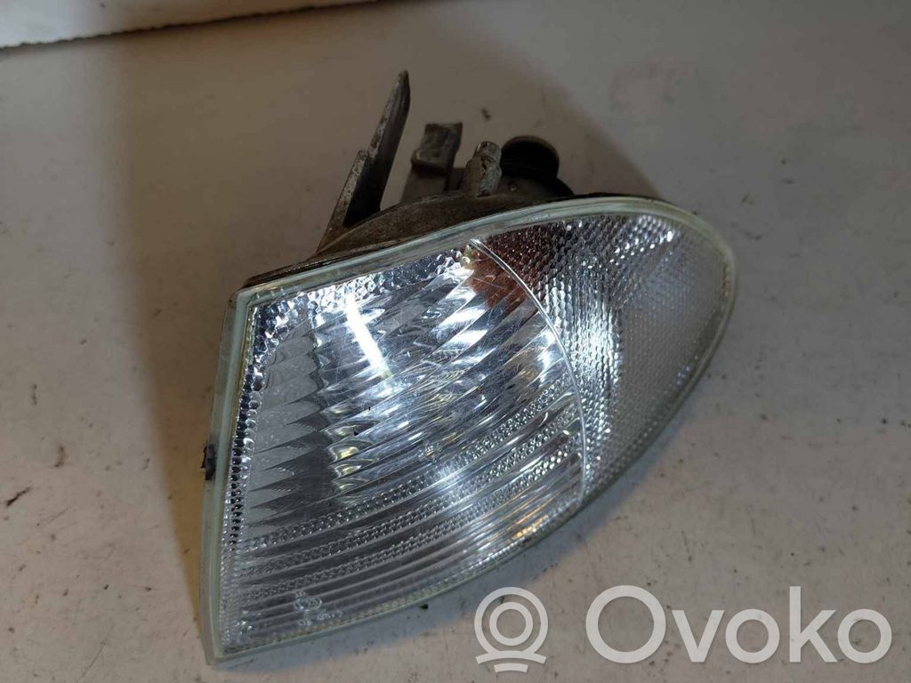 BMW 3 E46 Front indicator light 