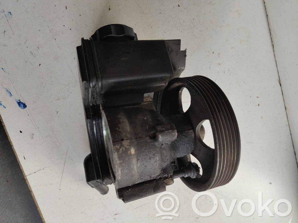Citroen Xsara Picasso Power steering pump 