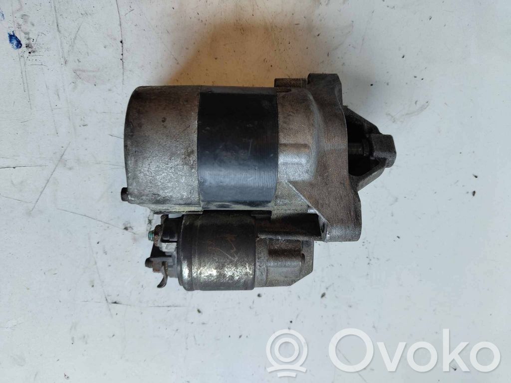Renault Clio III Starter motor 