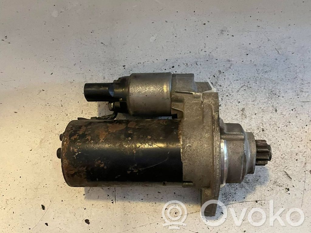 Volkswagen PASSAT B6 Стартер 