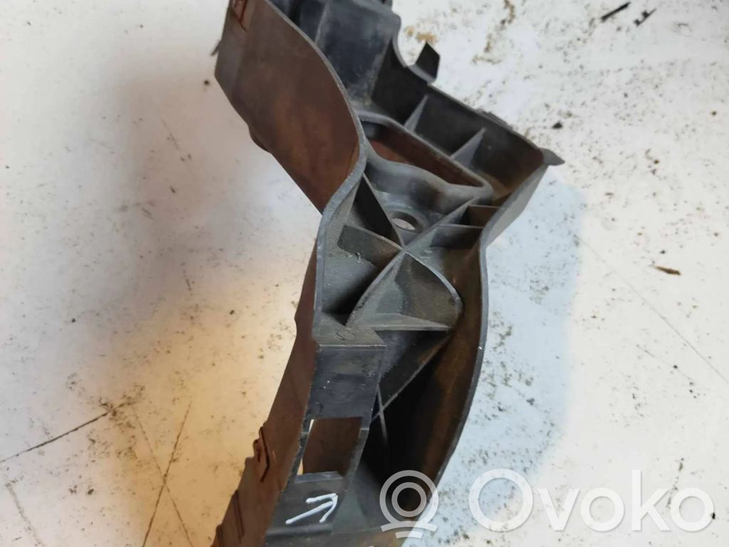 Audi A8 S8 D3 4E Rear bumper mounting bracket 