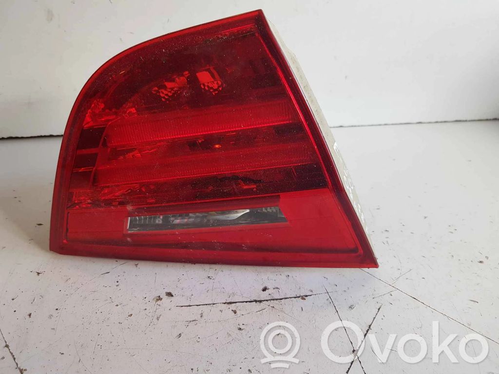 BMW 3 E90 E91 Aizmugurējais lukturis virsbūvē 