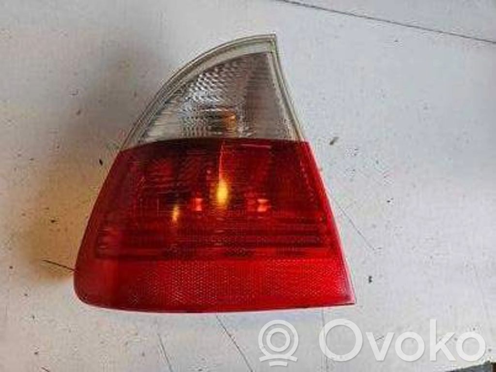 BMW 3 E46 Galinis žibintas kėbule 